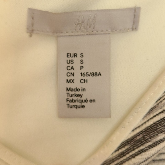 Curve flattering dress - Picture 3 of 3